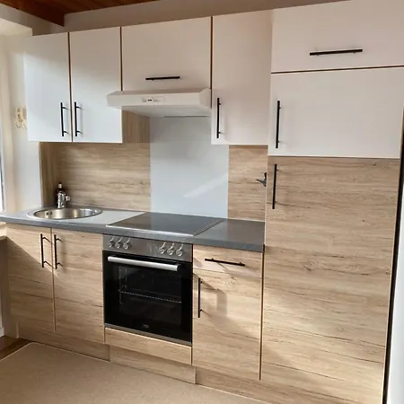 Art - Tirol With Balcony & Free Parking *