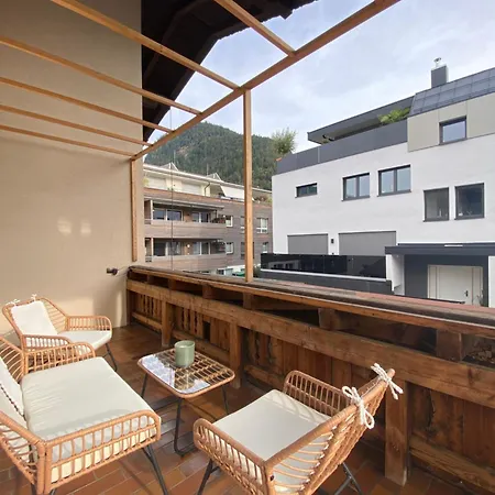 Art - Tirol With Balcony & Free Parking Brixlegg