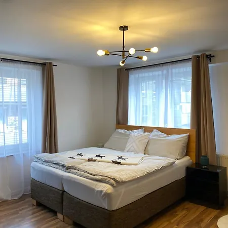 Apartment Art - Tirol With Balcony & Free Parking *