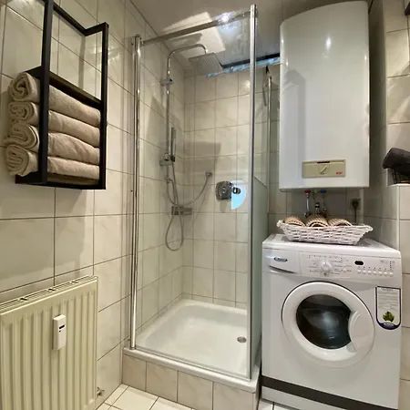 Apartment Art - Tirol With Balcony & Free Parking *