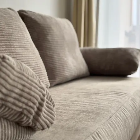 Art - Tirol With Balcony & Free Parking Apartment *