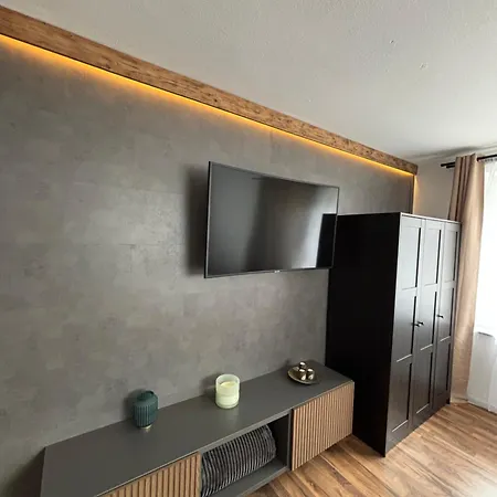 Art - By Alfi With Balcony & Free Parking Apartment *