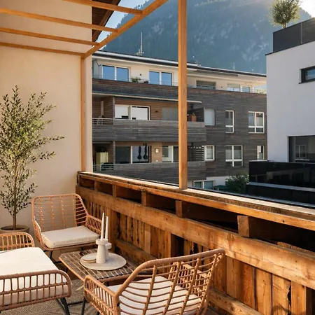 Art Tirol - Naehe Alpbachtal - Mit Balkon & Bergblick